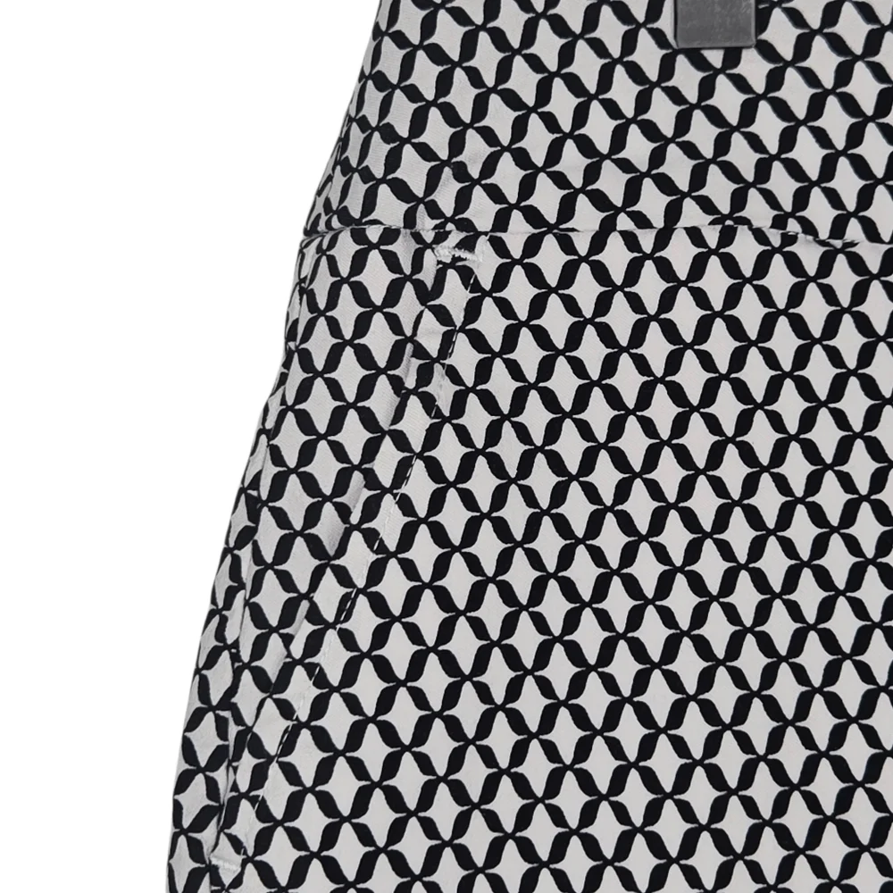 Swing Control Womens Black White Geoprint Vented Techno Pull On Golf Skort 14